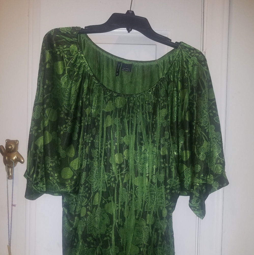 Shirt size L New Direction